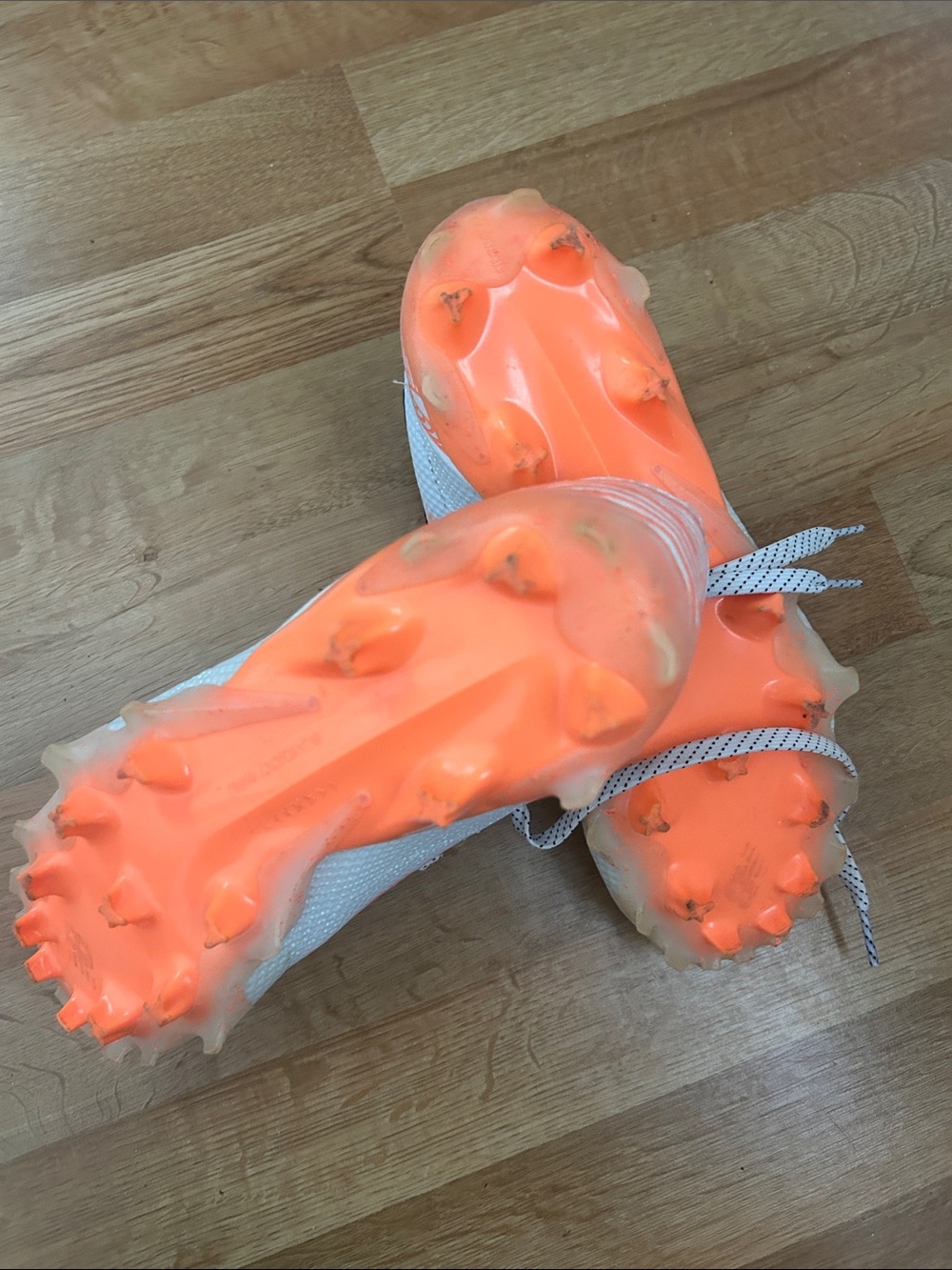 New Balance Men’s Lacrosse Cleats - Picture 5 of 5
